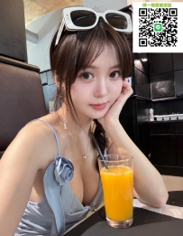 淺淺.164.E.45.21歲