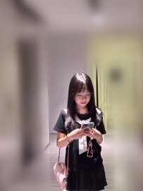 默默.153.D.45.21歲